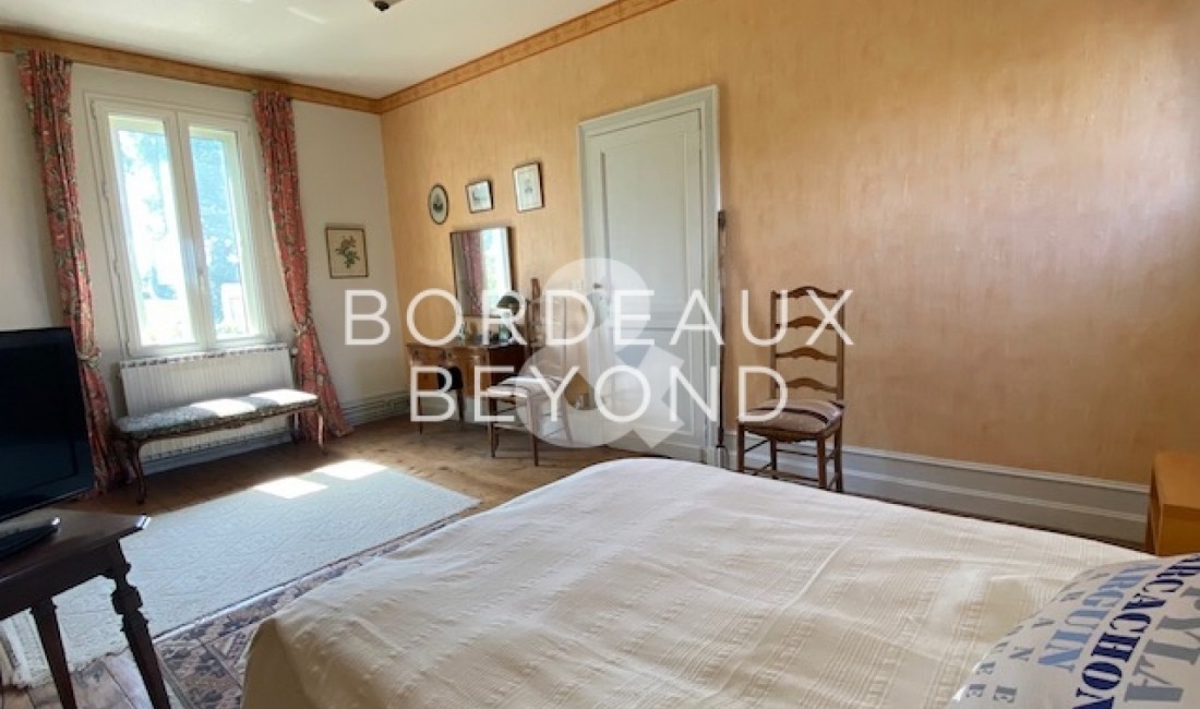 GIRONDE POMEROL Houses for sale