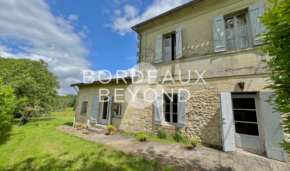 GIRONDE CARIGNAN DE BORDEAUX Houses for sale