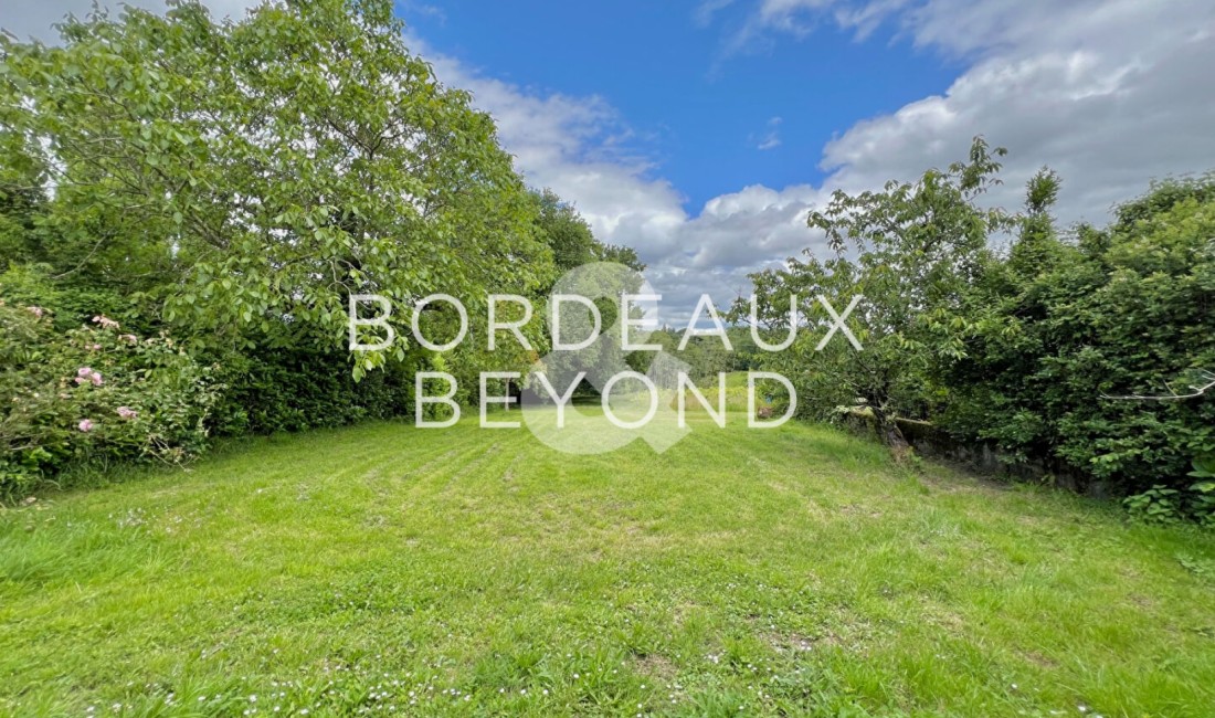 GIRONDE CARIGNAN DE BORDEAUX Houses for sale