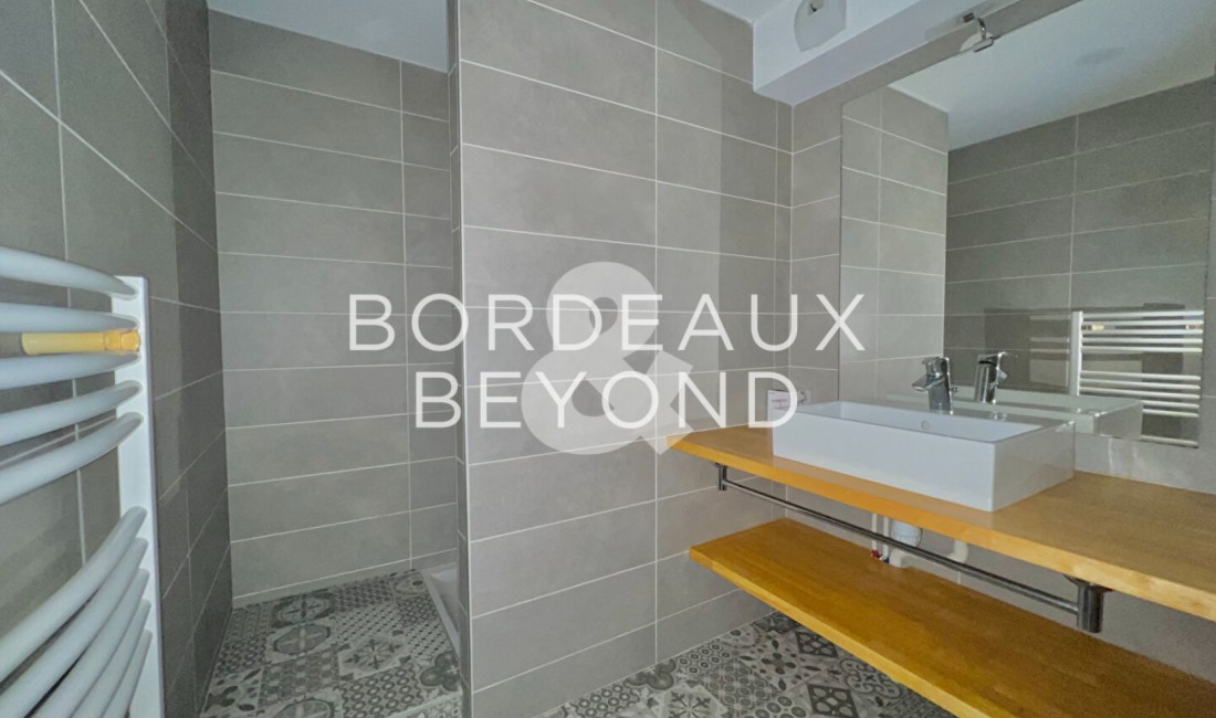 GIRONDE BOULIAC Apartments for sale