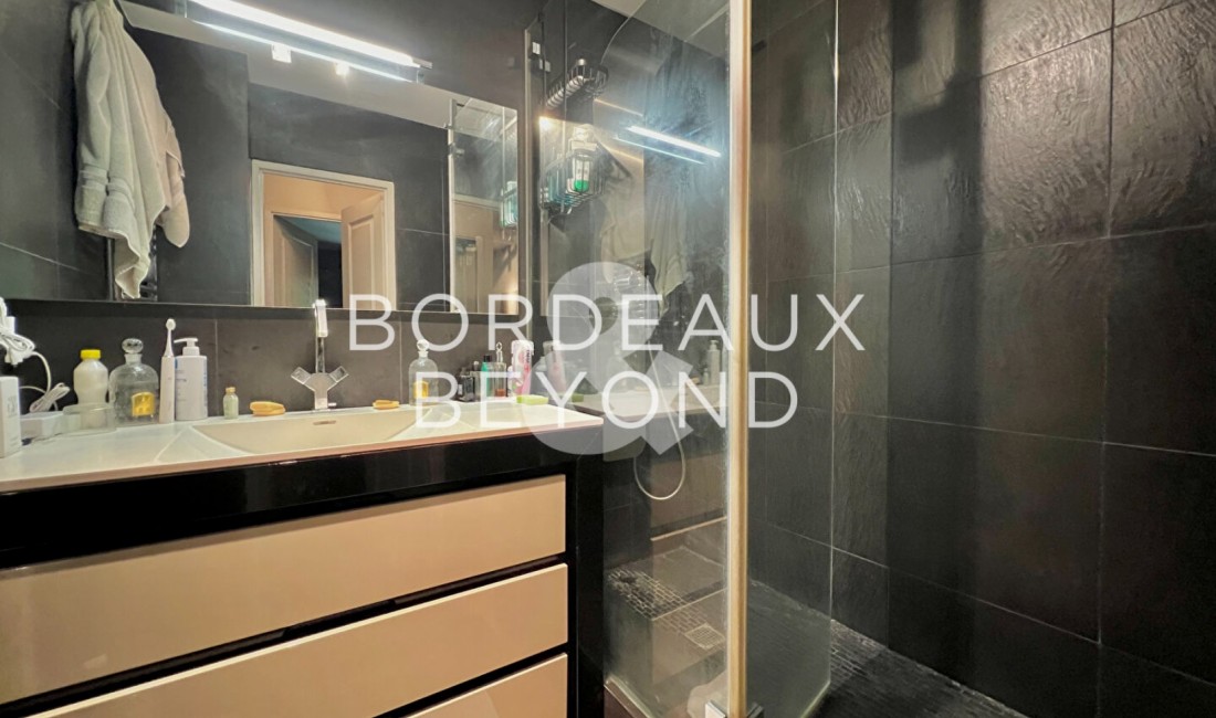 GIRONDE BORDEAUX Apartments for sale